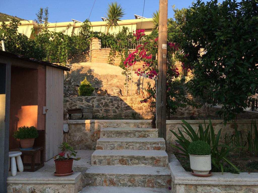 Vito'S Parga View Apartments ภายนอก รูปภาพ